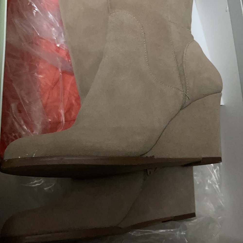 Sole Society suede boots - Picture 2 of 3